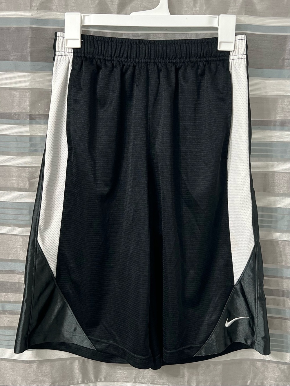 Nike Black and White Boys' Athletic Basketball Shorts